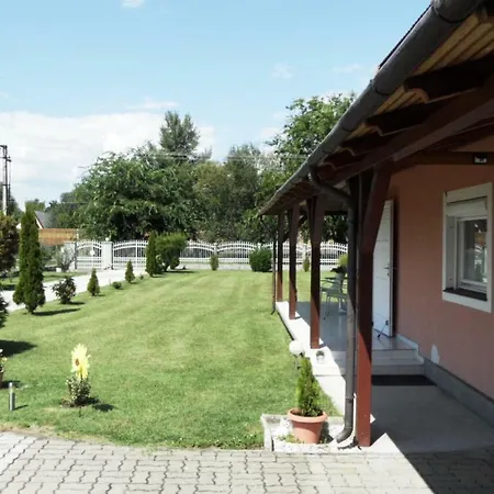 Holiday home Am Plattensee Balatonmariafurdo