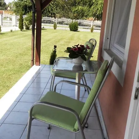 Am Plattensee Balatonmáriafürdő