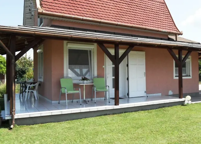 Am Plattensee Balatonmáriafürdő